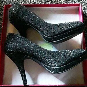 Silver slipper Black Glittery Shimmering heels